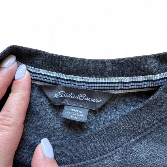 ✨Eddie Bauer Men’s Gray Crewneck Sweater - Picture 2 of 8